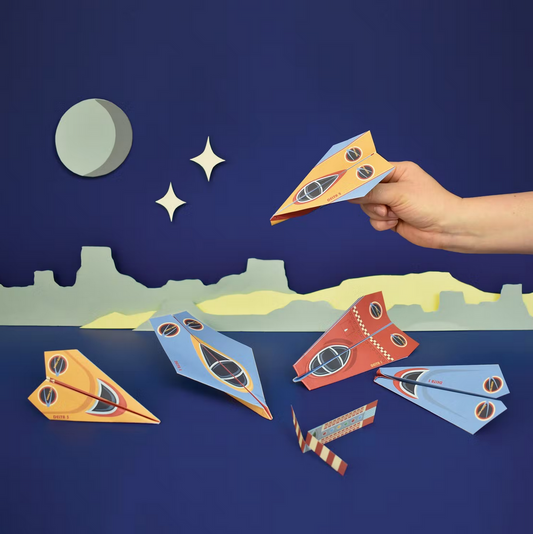 Aviones de papel Delta Force